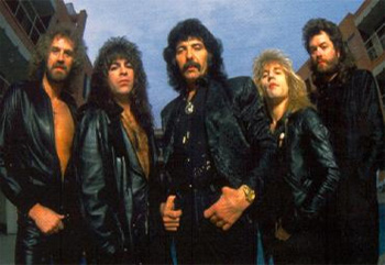 de gauche à droite : Geoff Nicholls, Dave Spitz, Tony Iommi, Eric Singer et Glenn Hughes