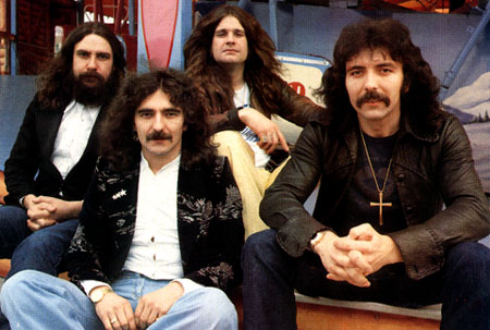 De gauche à droite, Bill Ward, Geezer Butler, Ozzy Osbourne et Tony Iommi.