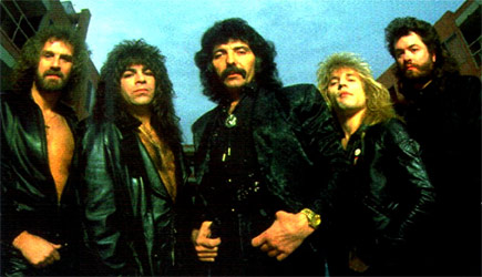 Black Sabbath en 1986 avec Tony Iommi, Glenn Hughes, Eris Singer, Gordon Copley et Geoff Nocholls