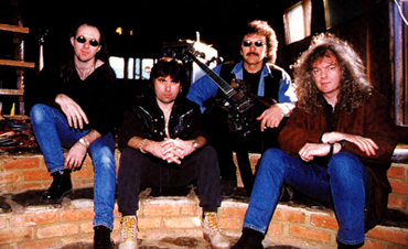 Black Sabbath en 1995 avec Tony Martin, Cozy Powell, Tony Iommi et Neil Murray