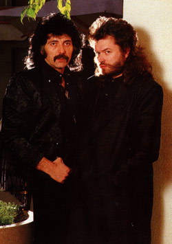 Tony Iommi et Glenn Hughes en 1986
