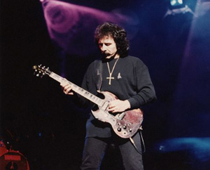 Biographie de Tony Iommi