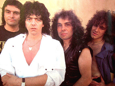 de gauche à droite : Vinnie Appice, Jimmy Bain, Dio et Vivian Campbell